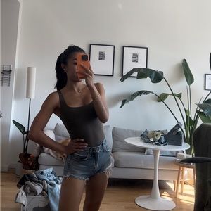 Aritzia Babaton Contour Thong Bodysuit